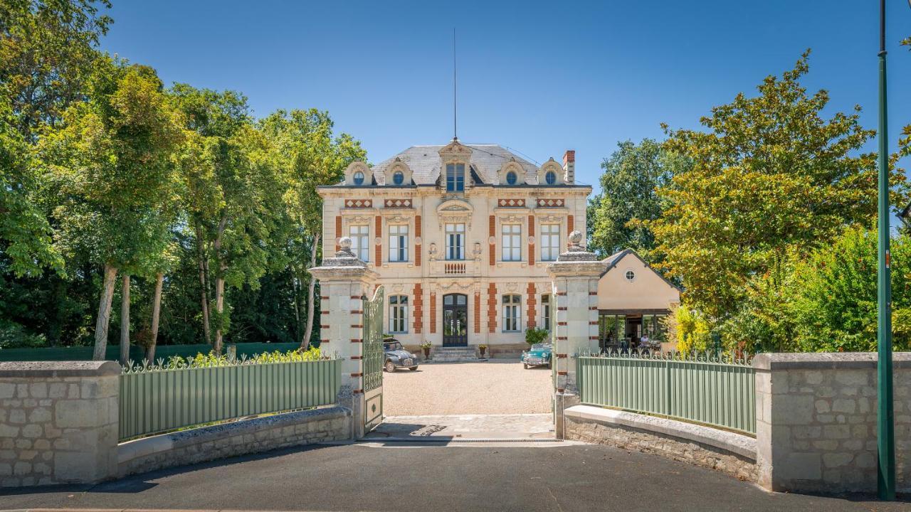 Appartement Du Chateau De La Caillerie Avoine Exterior photo