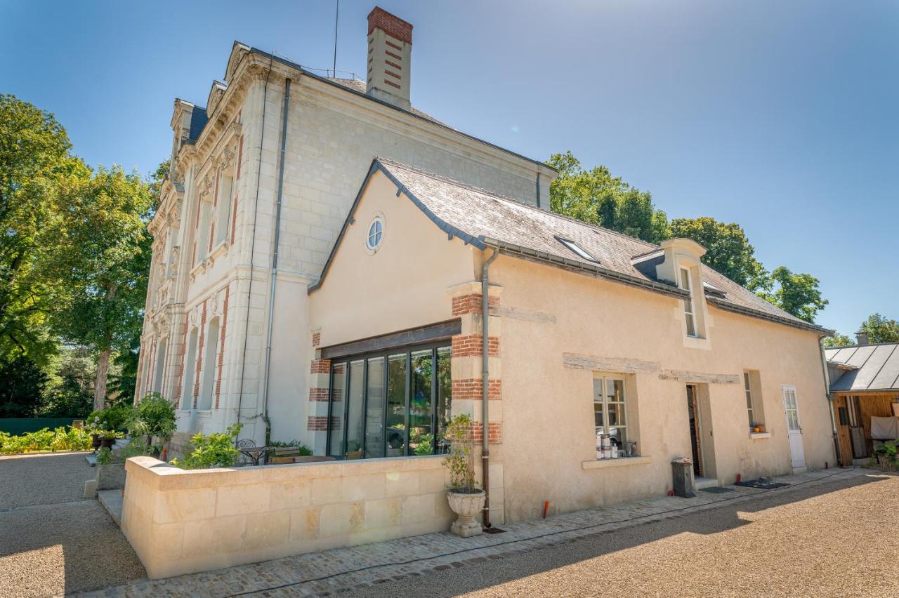 Appartement Du Chateau De La Caillerie Avoine Exterior photo